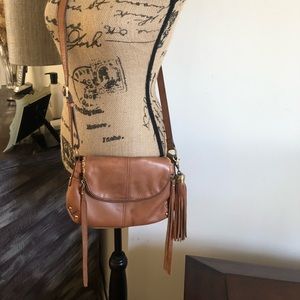 Pre-owned Lucky Brand cognac crossbody. Leather